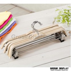 Hanger Kayu Zara Palang Jepit Gantungan Celana Anak Syal Perlengkapan Toko Butik