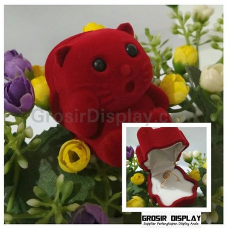 Display Kotak Bludru Pajangan Cincin Kucing