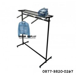 Gawang Baju Hitam Atas Rak Suling Display Tas Pajangan Butik