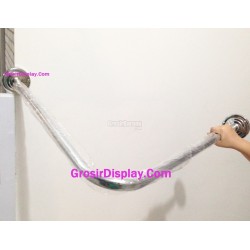 Gantungan Kamar Pas Fitting Room L Ruang Ganti Pakaian
