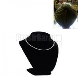 Display Tempat Kalung Rak Beludru
